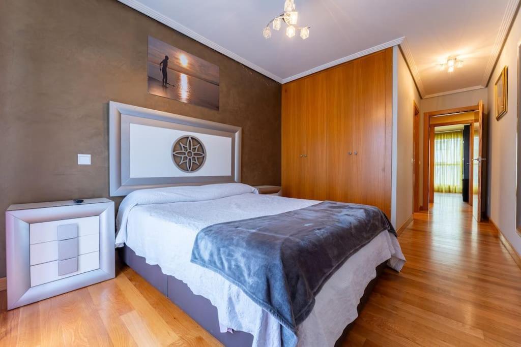 Apartamento En El Corazon De La Ciudad Con Parking Santander Exterior foto