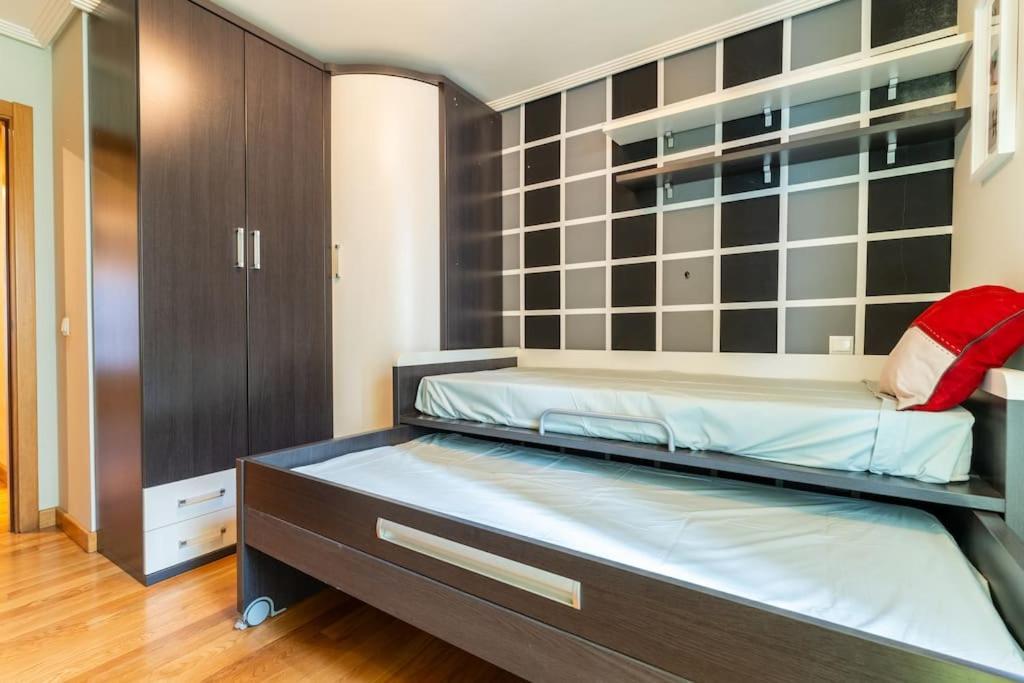Apartamento En El Corazon De La Ciudad Con Parking Santander Exterior foto